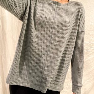 AE waffle knit long sleeve top!